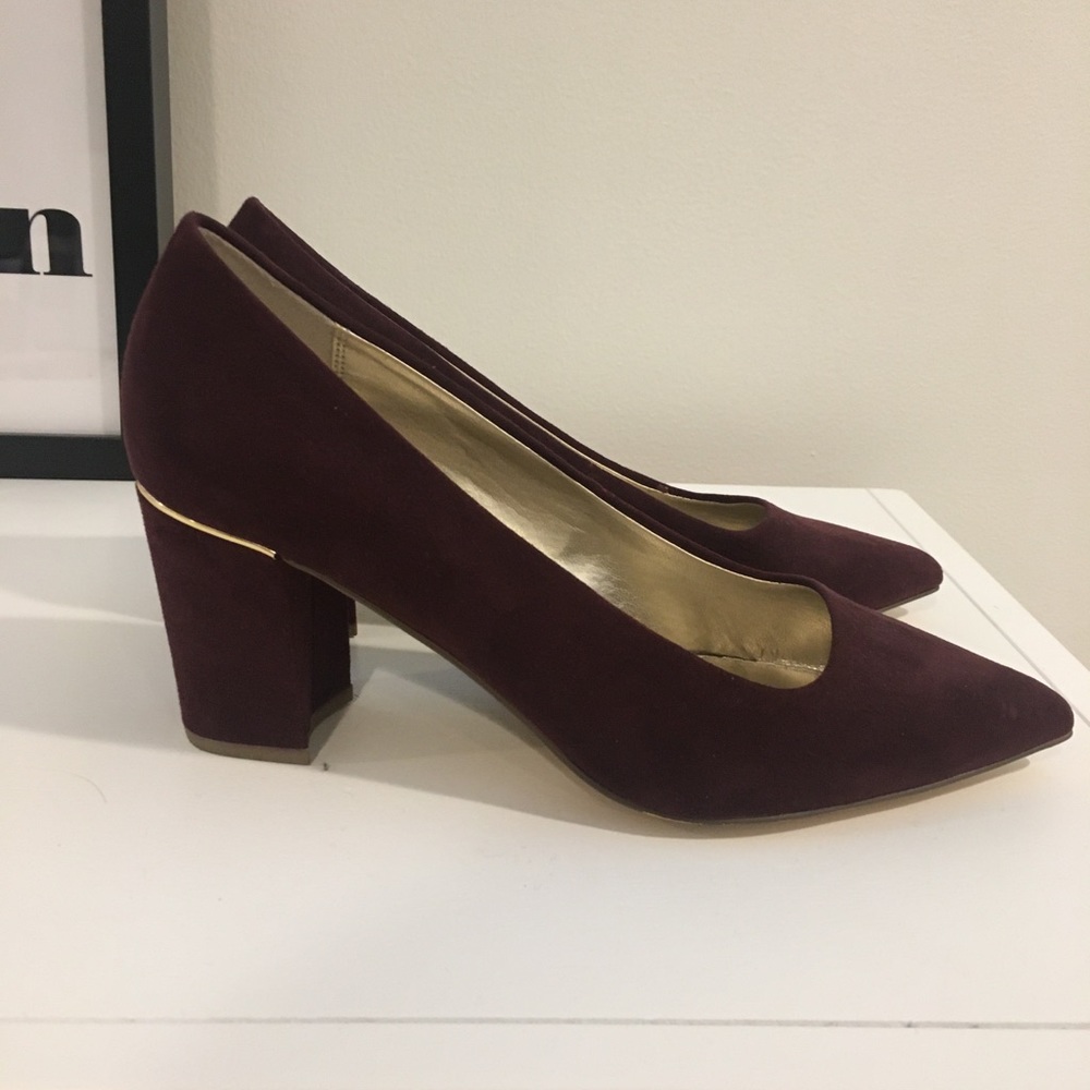 Burgundy block heels - Picture 5 of 7